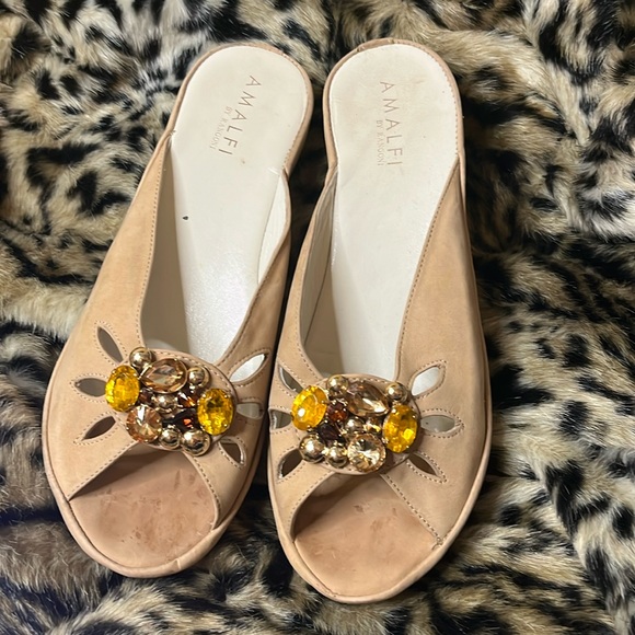 Gorgeous Bedazzled Jeweled Sandals Size 7 1/2 - Picture 1 of 5